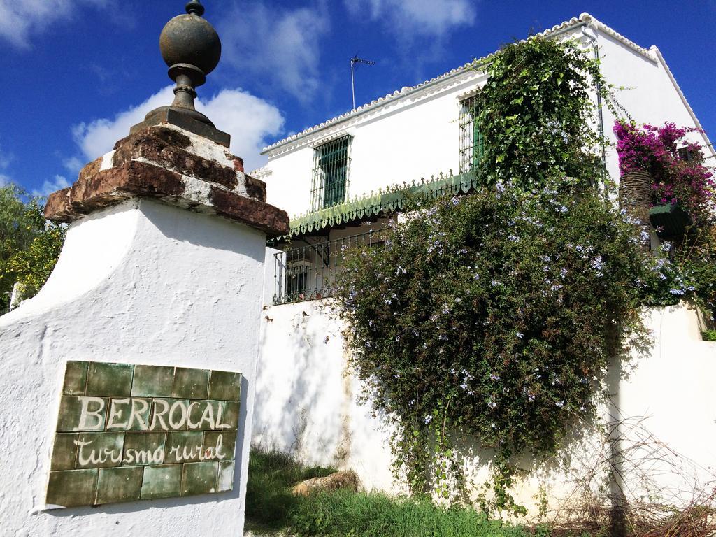 Cortijo El Berrocal Guest House Cazalla de la Sierra Bagian luar foto